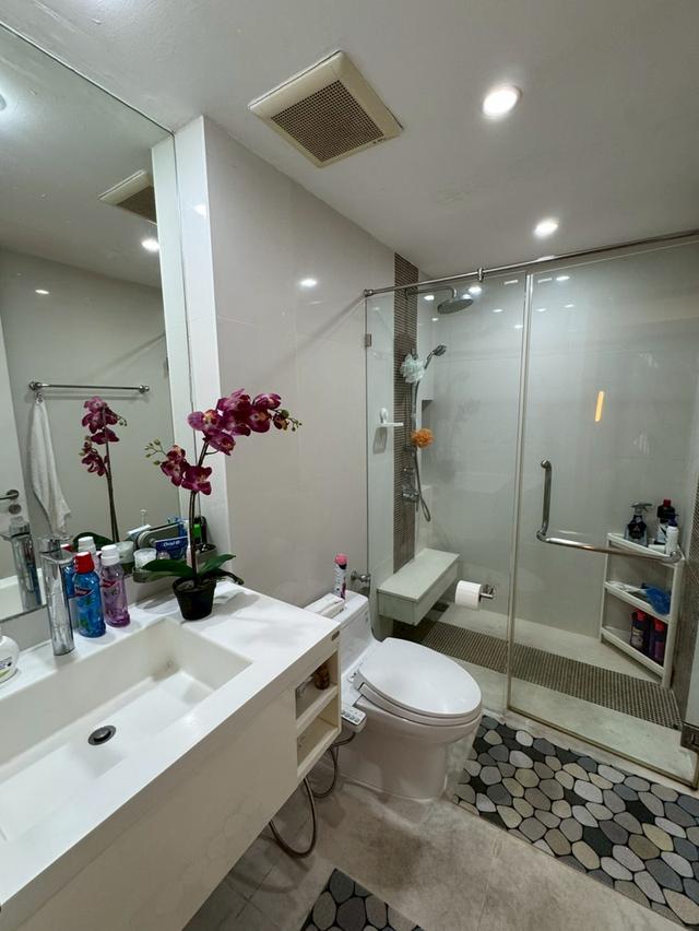 ขาย ถูกมาก คอนโดพร้อมผู้เช่า โคเรสซิโอ สาทร-พิพัฒน์ ซอย พิพัฒน์ สีลม บางรัก 1 ห้องนอน พร้อมอยู่ ราคาถูก 10