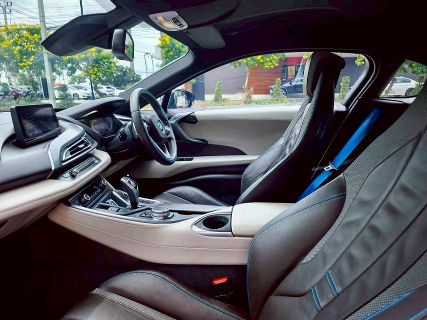 รหัสรถ KPV1067 2018 BMW i8 1.5 HYBRID Pure Impulse สีดำ WRAP สีน้ำตาล  7