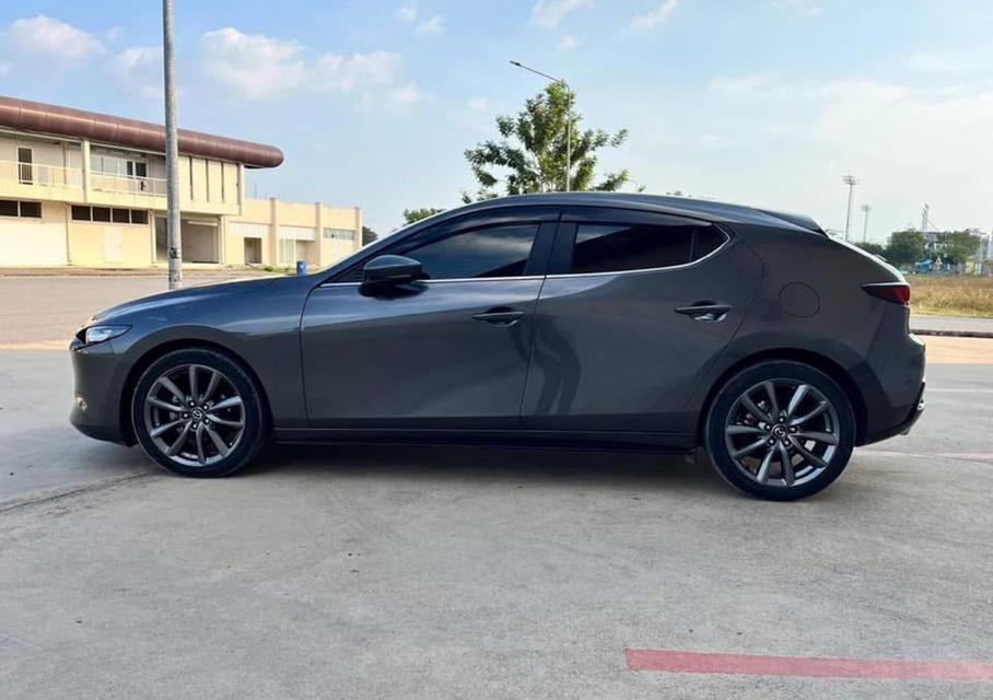 Mazda 3 ปี 2019 ตัว S Sport สีเทา 3