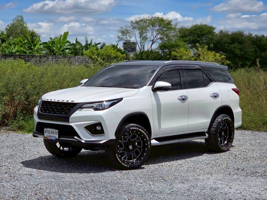 รหัสรถ NC9639 ✳️ FORTUNER 2.8 TRD Sportivo (Black Top) (4WD)