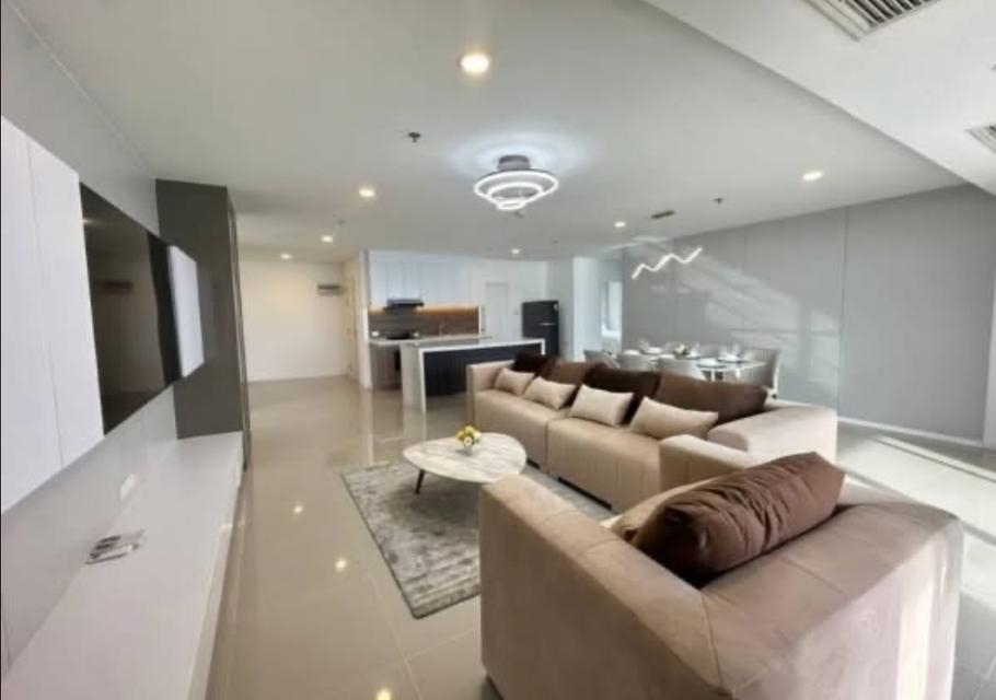 Beach front condo Lumpini Jomtien pattaya 3