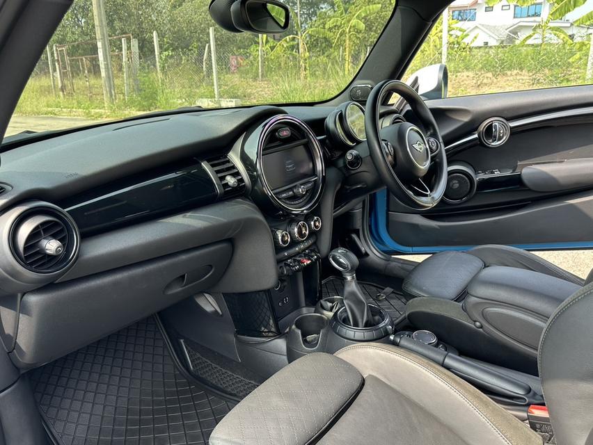 Mini Cooper S (F56) ปี 2015 จดปี 2017 12