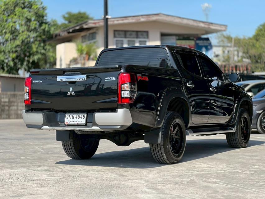 ปี 2019 MITSUBISHI TRITON, 2.4 GTโฉม PLUS DOUBLE CAB สีดำเกียร์ธรรมดา6สปีด ดีเซล มือเดียวป้ายแดง 4