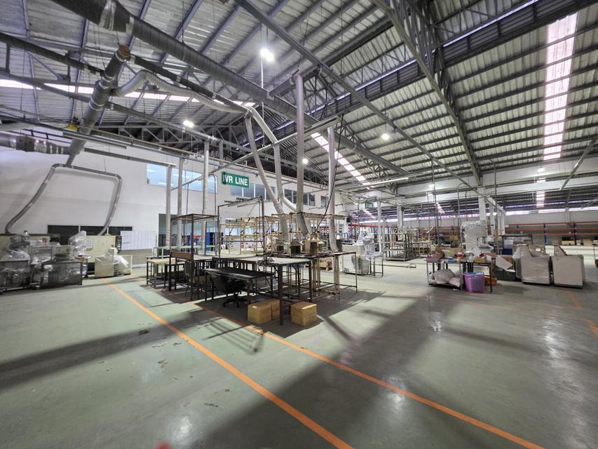 ขาย โรงงาน ย่านบางพลี สมุทรปราการ  1-2-93 ไร่  ผังสีม่วง มีใบรง.4 1