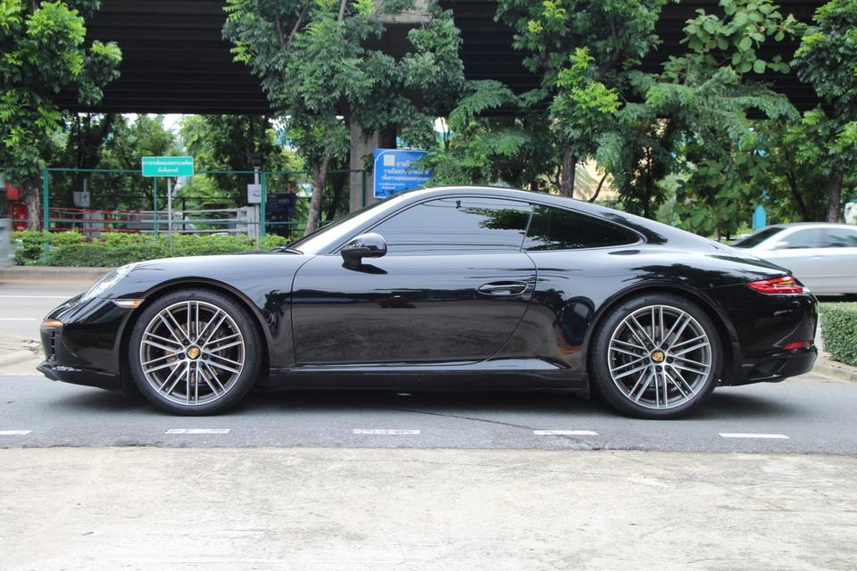 Porsche Carrera 991.2 coupe ปี 2017 5