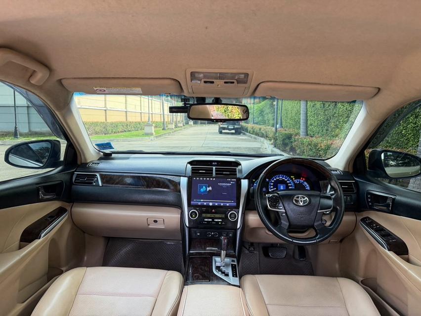 (แจ้งรหัสรถ AVA1339) 💥TOYOTA Camry 2.5 HV Top  ปี 2013 โฉมใหม่ รูปที่ 7