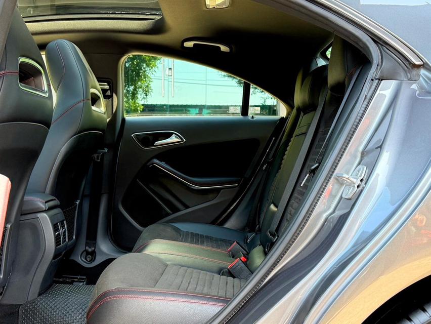 2019 BENZ CLA250 AMG FACELIFT รถมือเดียวออกป้ายแดง รถวิ่งน้อย รถไม่เคยมีอุบัติเหตุครับ 14