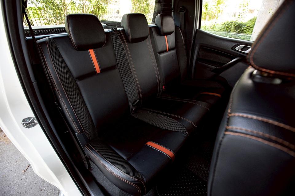 Ford Ranger 3.2 Wildtrak 4x4 Hi-Lander Double Cab ปี 2013 เกียร์ Auto สีขาว มือเดียวป้ายแดง 12