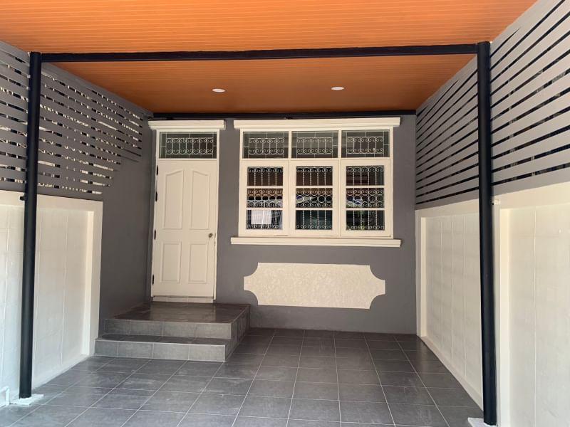 🏡 ✨ ทาวน์เฮาส์ 2 ชั้น รีโนเวทใหม่สวยกริ๊บ 19 ตร.ว. หมู่บ้านศิรินเทพ 9 ซอยราษฎร์พัฒนา 14! 4