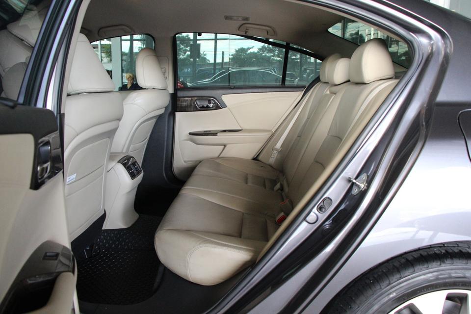รหัสรถ TKG7192 HONDA ACCORD 2.0 EL ปี 2014 11