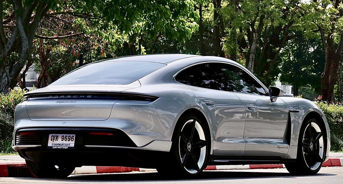 Porsche Taycan 4S Electric āļĢāļđāļāļĒāđāļāļĒāļāļĩāđ 2