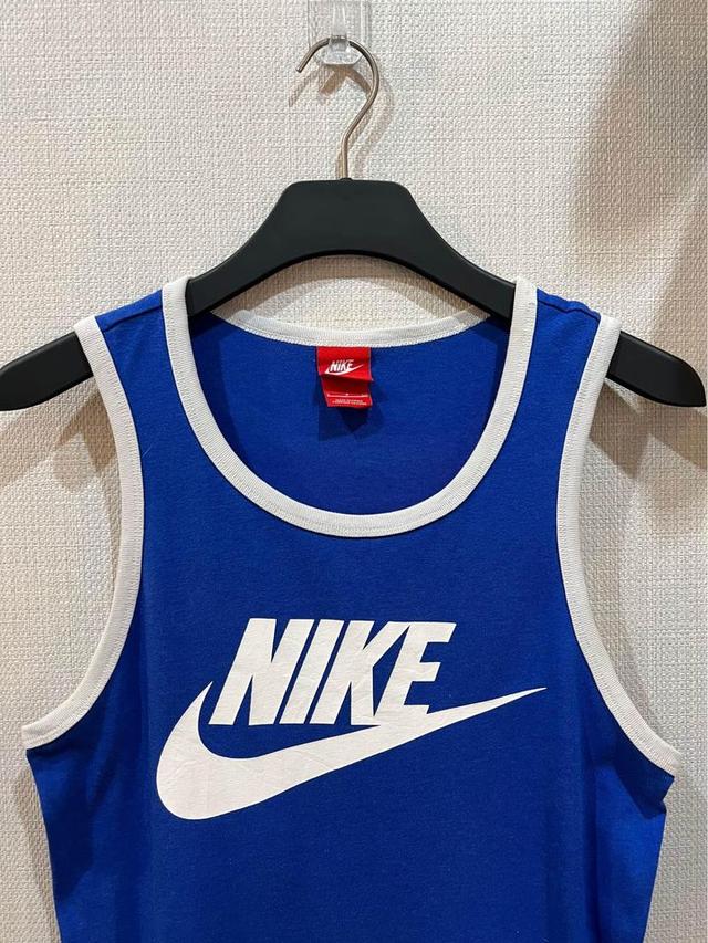 เสื้อกล้ามแบรนด์ nike มือสอง 4