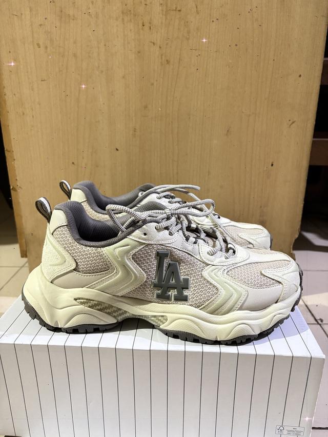 MLB cargo chunky suede 3