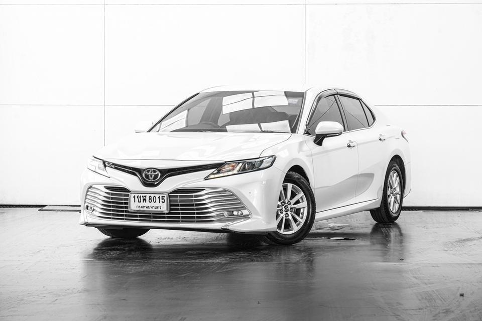 TOYOTA Camry 2.0 G  A/T สี ขาว ปี 2021