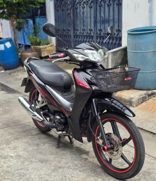 Honda Wave 110i สีดำ / แดง 2