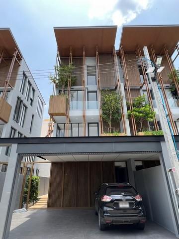 รูป PT12 ขายบ้านหรู 3.5 ชั้น สไตล์ Modern Tropical โครงการ อะไลฟ์ เอกมัย-รามอินทรา ALIVE Ekamai-Ramintra ลาดพร้าว 87 