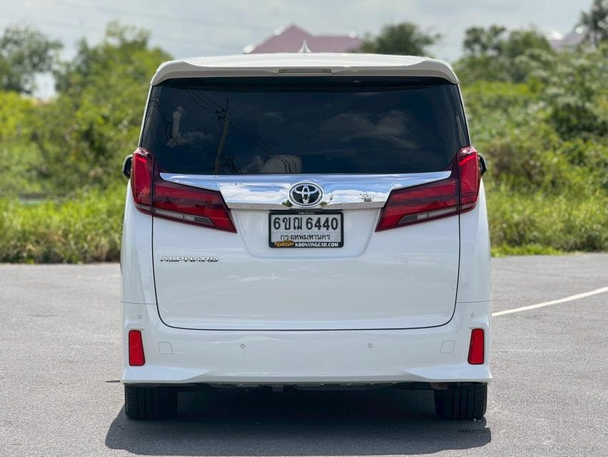 TOYOTA ALPHARD 2.5 SC PACKAGE ปี 2022สีขาว