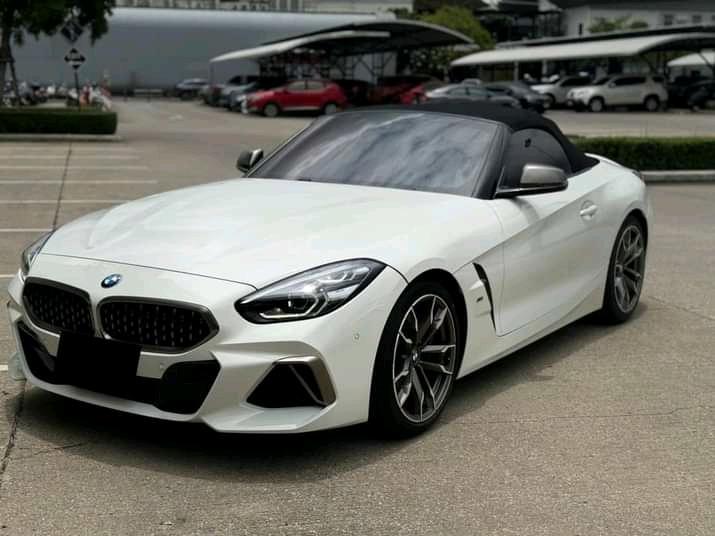 รถบ้านสวยๆ BMW Z4 4