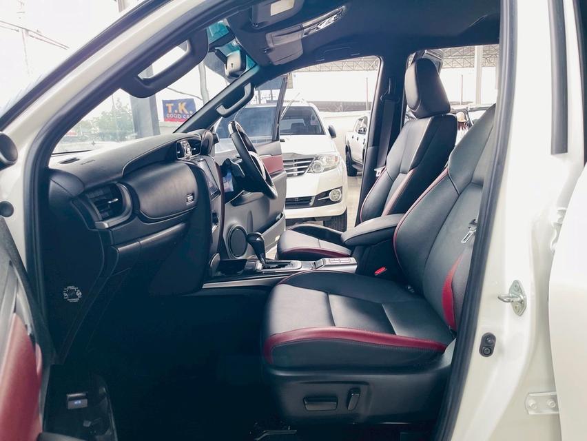 TOYOTA FORTUNER 2.4 LEGENDER 2021ð āļĢāļđāļāļāļĩāđ 11