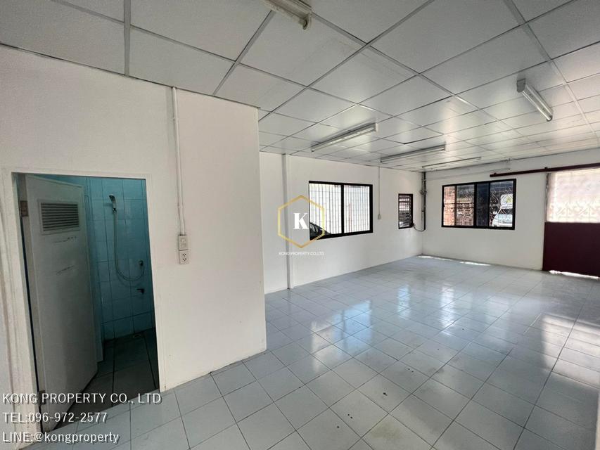 ให้เช่าโกดัง เทพารักษ์ ศรีนครินทร์ เมือง สมุทรปราการ ใกล้รถไฟฟ้า 6