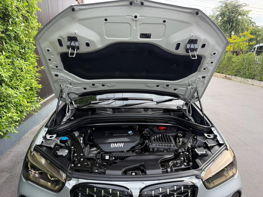 BMW X1 sDrive18i xLINE ปี 2017 รถสวยไมล์น้อย ราคาดีเครดิตดีฟรีดาวน์ สภาพป้ายแดง เล่มทะเบียนครบ ประวัติศูนย์ BMW Thailand รูปที่ 19
