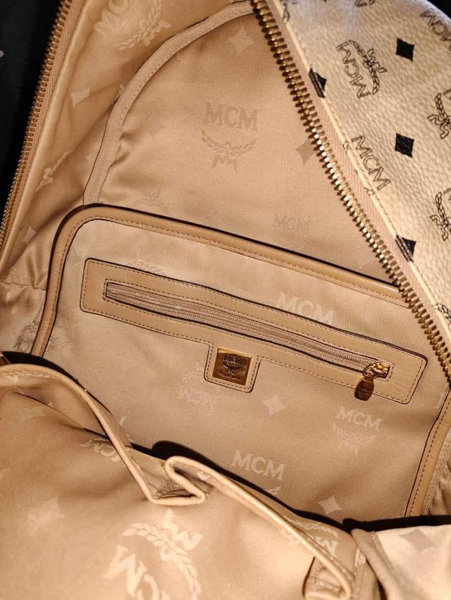 MCM backpack size M ของแท้ 6