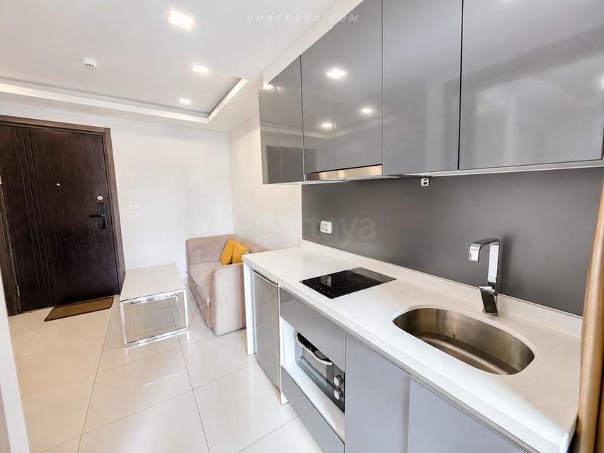 FQ For Sale — Pool View Condo at Arcadia Beach Continental, Central Pattaya • 1 bedroom• 1 bathroom 26 sq.m. Building C Floor 2 Pool view 6