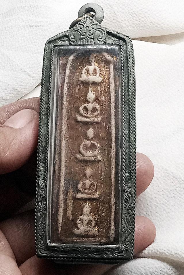พระเก่าเลี่ยมกรอบเก่า