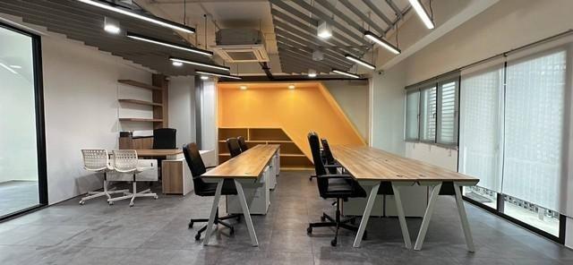 ขาย Home Office 4 ชั้น DISTRICT EKKAMAI RAMINTRA ซอยรามอินทรา40 หันหน้าไปทางทิศใต้ 11