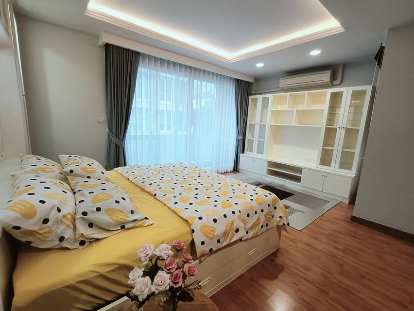 ให้เช่า ทาวน์โฮม 3 ชั้น 20 ตร.ว. 3 นอน 3 น้ำ 35,000 บาท/เดือน 11