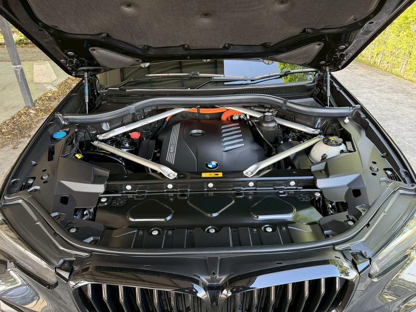 BMW X5 xDrive45e M Sport ปี 2022 16