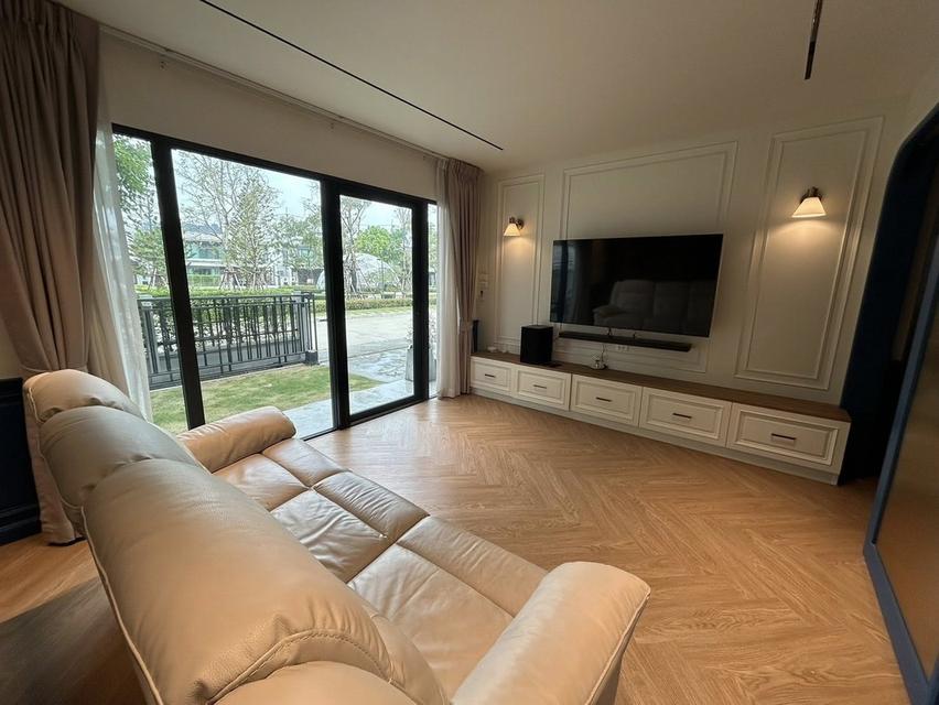 ให้เช่า บ้านเดี่ยว Centro  Bangna หน้าสวน หน้าสระ และหน้า Clubhouse 11