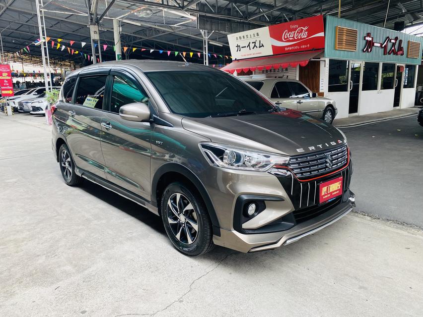 Suzuki Ertiga รุ่น top ปี2021