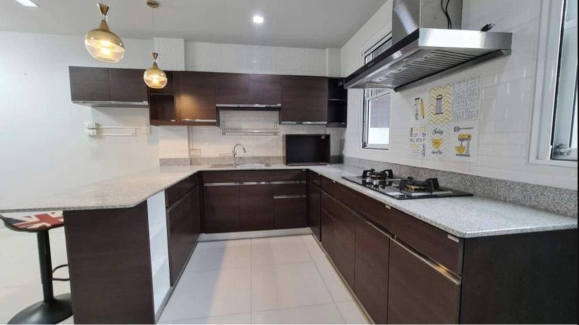 บ้านทาวน์โฮม 3 ชั้น สวยสไตล์ลอฟ ทำเลดอนเมือง ติดถนนวิภาวดี ราคาไม่แพง 10