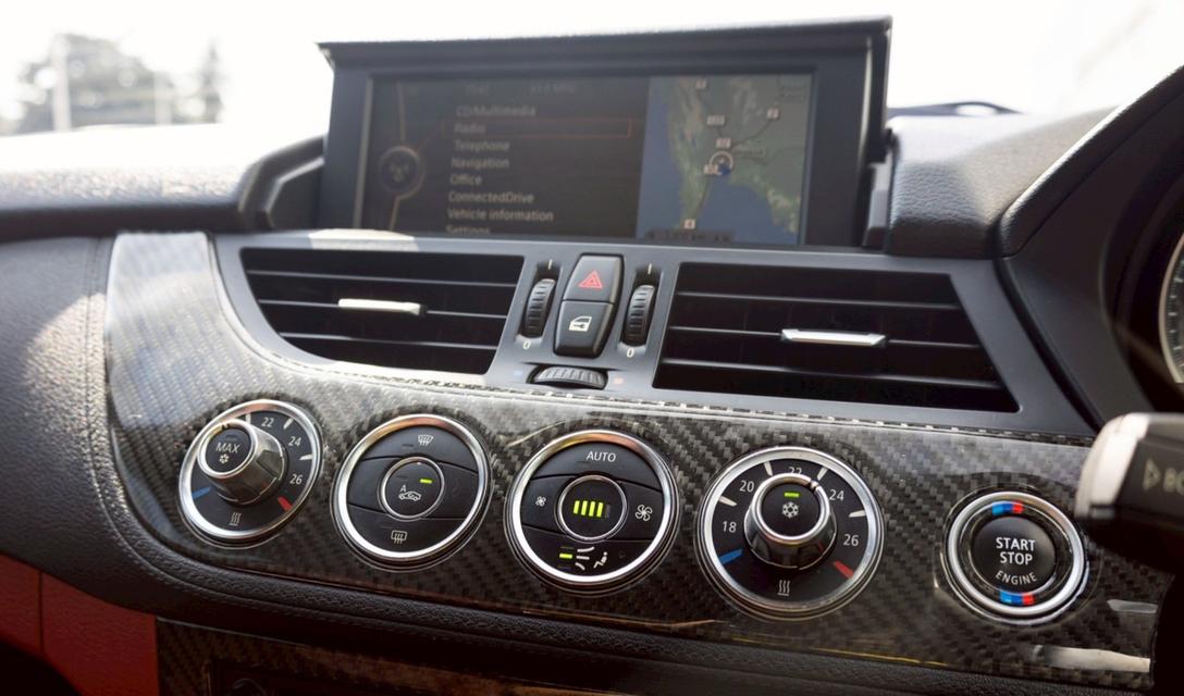 BMW Z4 sDrive20i (E89) ปี 2012 รูปที่ 12