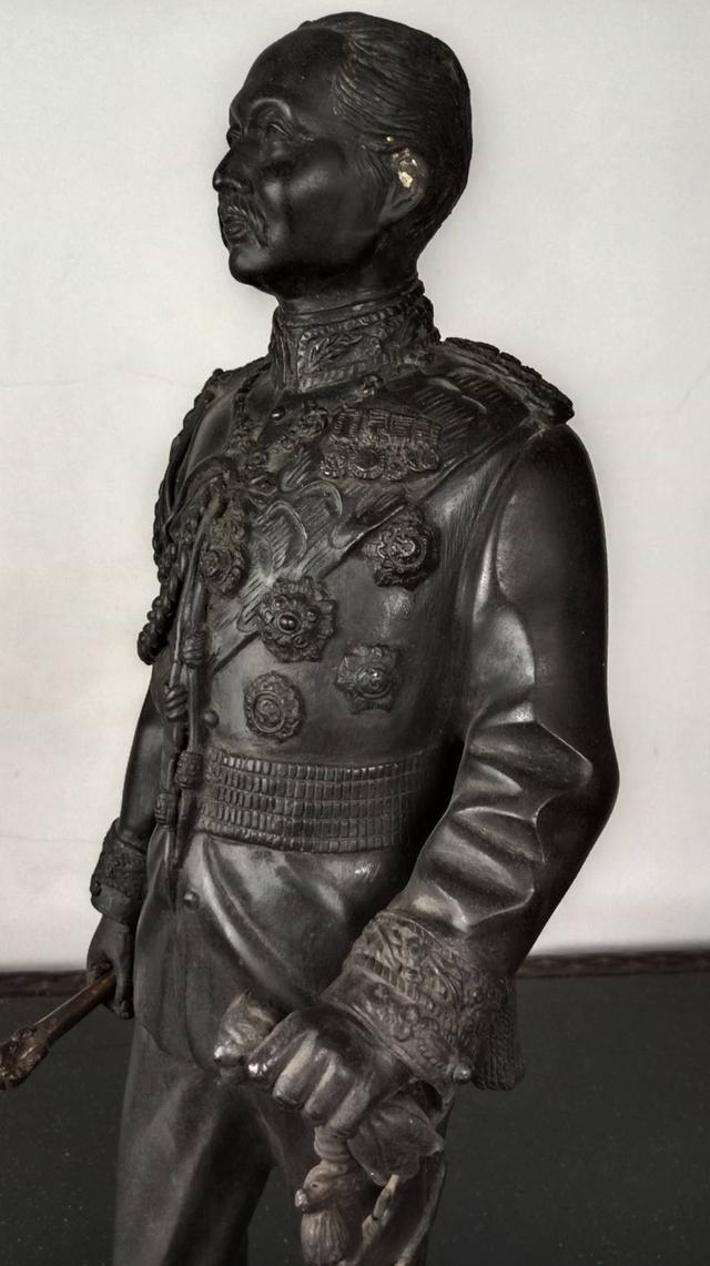 520.พระบรมรูปหล่อในหลวงรัชกาลที่ 5 พระบาทสมเด็จพระจุลจอมเกล้าเจ้าอยู่หัว รูปที่ 11