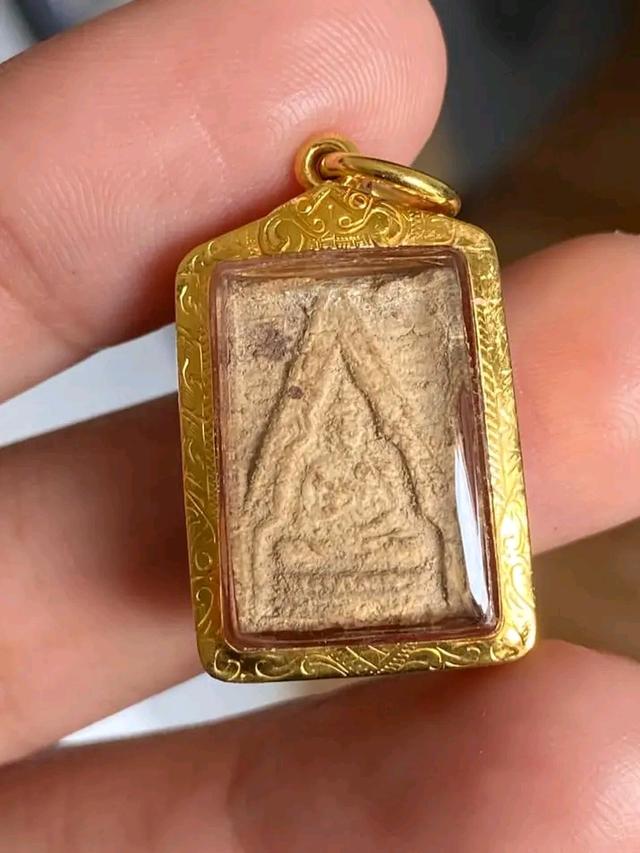 พระเลี่ยมทอง