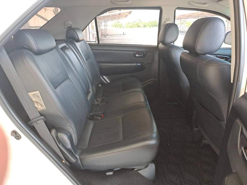 Toyota Fortuner 3.0 V รุ่น TRD Sportivo  4WD รุ่นท็อปสุด ปี2014 สีขาว 14