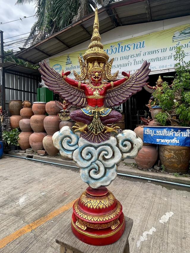 พญาครุฑตั้งโต๊ะบูชา ขนาดกว้างสูง70x130cm รูปหล่อพญาครุฑ