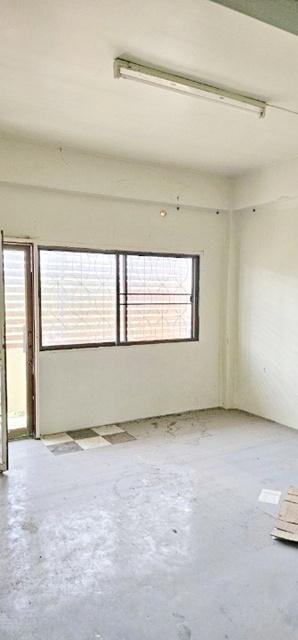 ทำเลพัฒนานิคม อาคารใหญ่ 2นอน ลพบุรี ซ.พัฒนานิคม 9-15 ให้เช่าอาคารพาณิชย์ 3 ชั้น 2 คูหา 48ตร.วา. 580ตร.ม 2 น้ำ 6 จอดรถ เด 3