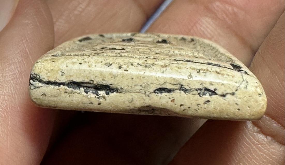 พระสมเด็จพิมพ์ใหญ่ มีคราบรักเดิมพระผ่านการบูชา 6