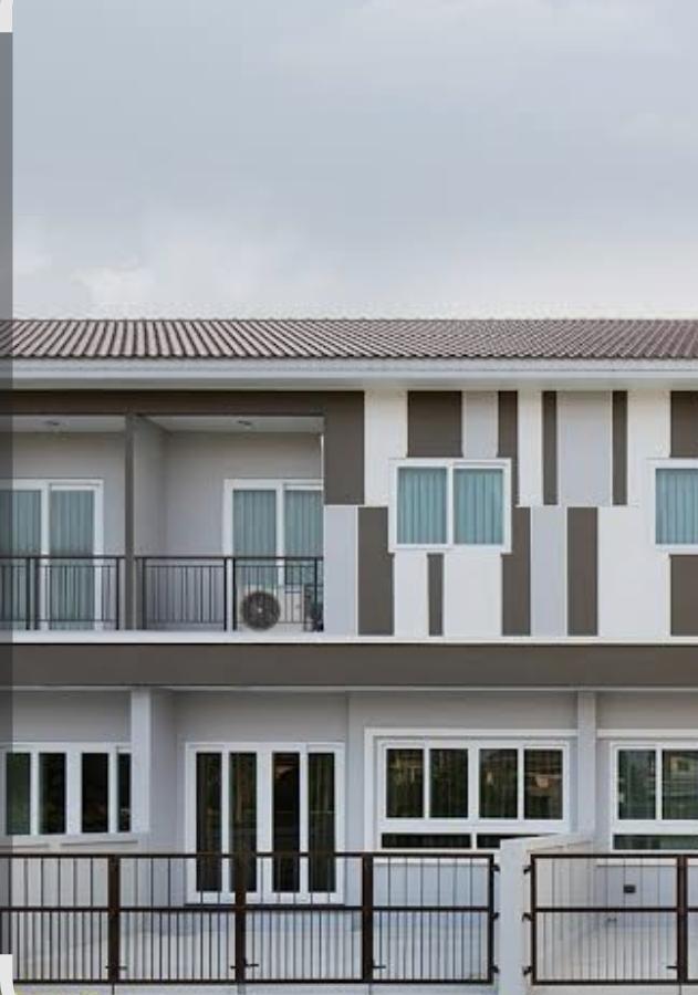 ทาวน์โฮม2ชั้น หน้ากว้าง 5.5 เมตรที่ดิบ 22 ตารางวา 4 ห้องนอน 3 ห้องน้ำต่อเติมเรียบร้อย 1