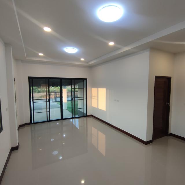 จ.เชียงราย ขายบ้านสร้างใหม่ ทรงปั้นหยา 16