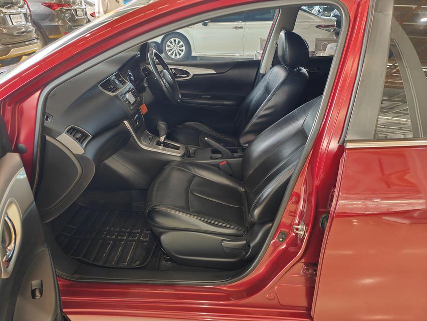 Nissan Pulsar 1.6 V AT  8