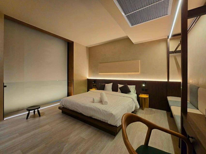 Newly built luxury pool villa for sale in the heart of Pattaya. 12