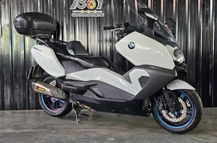 2016 BMW C650 GT US 3