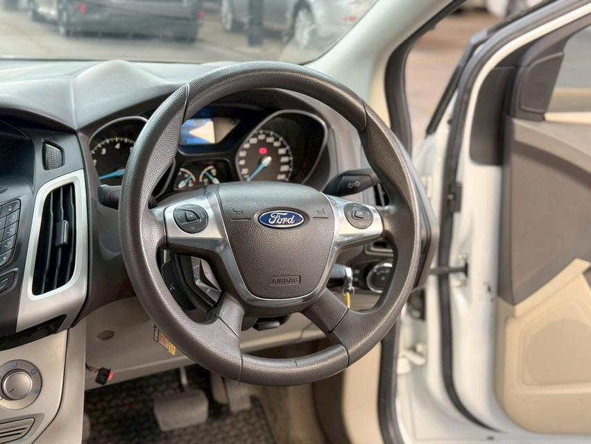 FORD FOCUS 1.6 Trend ปี2013รถบ้านแท้  สภาพพร้อมใช้งาน รูปที่ 4