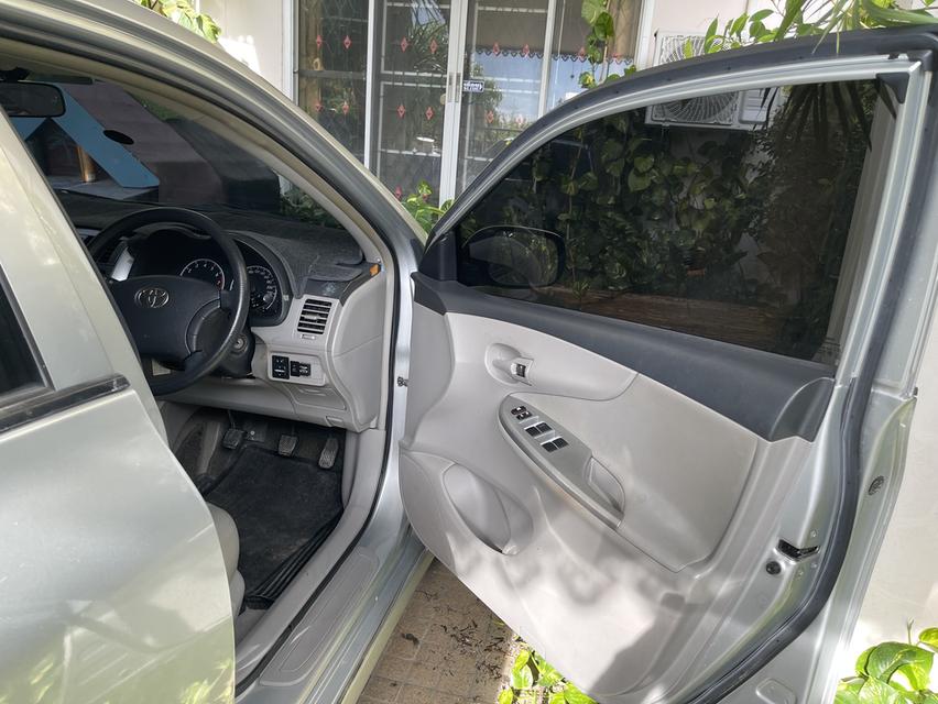 รถ Toyota Altis ปี 2011 ติดแกส NGV จากบริษัท เกียร?กระปุก รถใช้มือเดียว คนใช้เป็นครูผู้หญิง รูปที่ 6