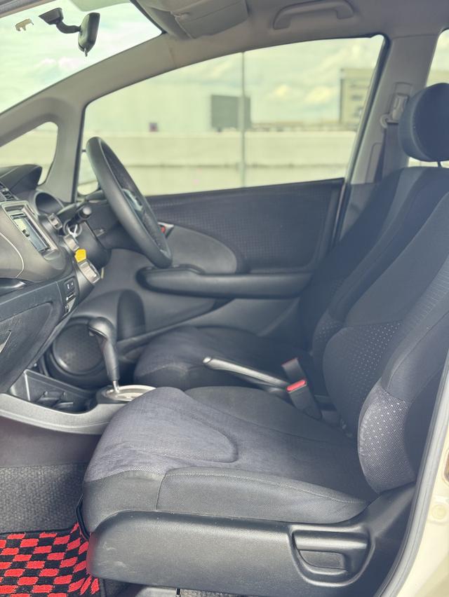 HONDA JAZZ GE 2009 AUTO IVTEC 13