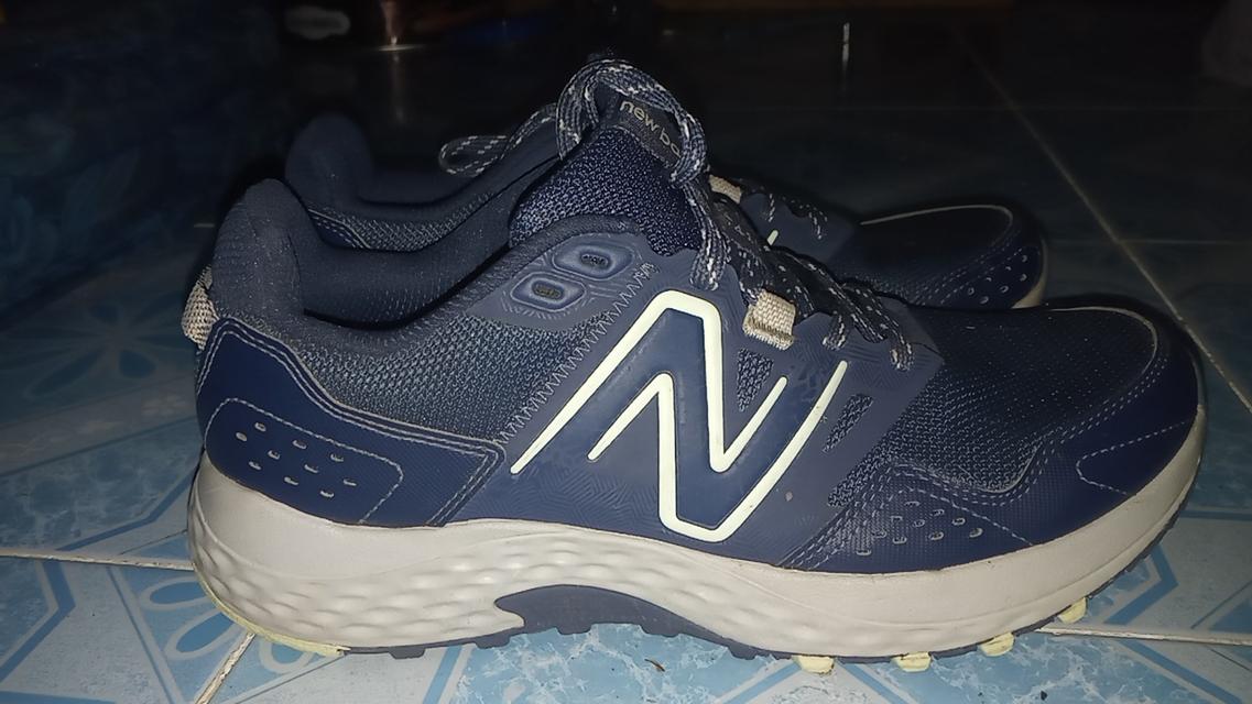 รองเท้าผ้าใบ new balance T410